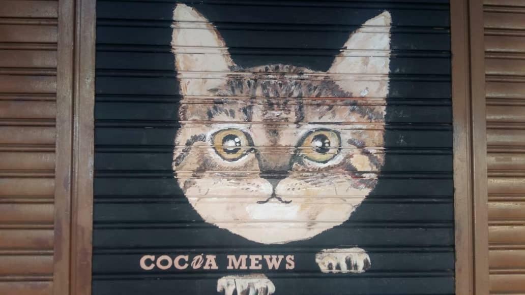Cocoa Mews Cafe And Homestay George Town Exteriör bild
